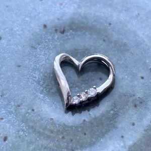 White Gold (10K) and Diamond Heart Pendant